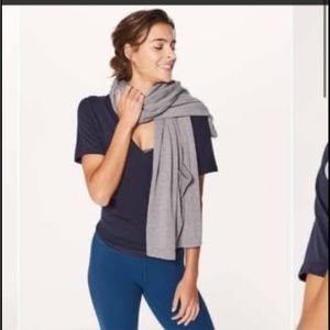 Lululemon In The Studio Grey Scarf/Shawl with Pockets O/S